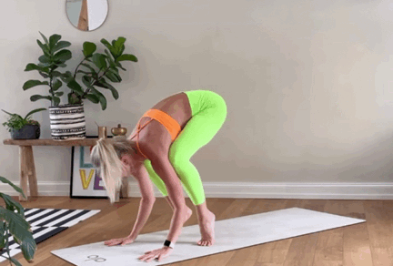 动作|练瑜伽,为何建议你一定要加强上背力量的练习?