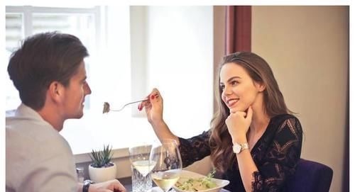 发胖|一天中发胖“最猛”的三个时间,若能灵活避开,体重也许悄悄降