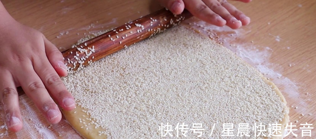 蜜三刀的做法太简单啦!酥香不齁嗓子,自己做无添加,越吃越香哦!