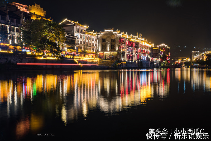 夜色|不用花一分门票，就能看到中国最美的古镇夜景，这还不来等什么呢