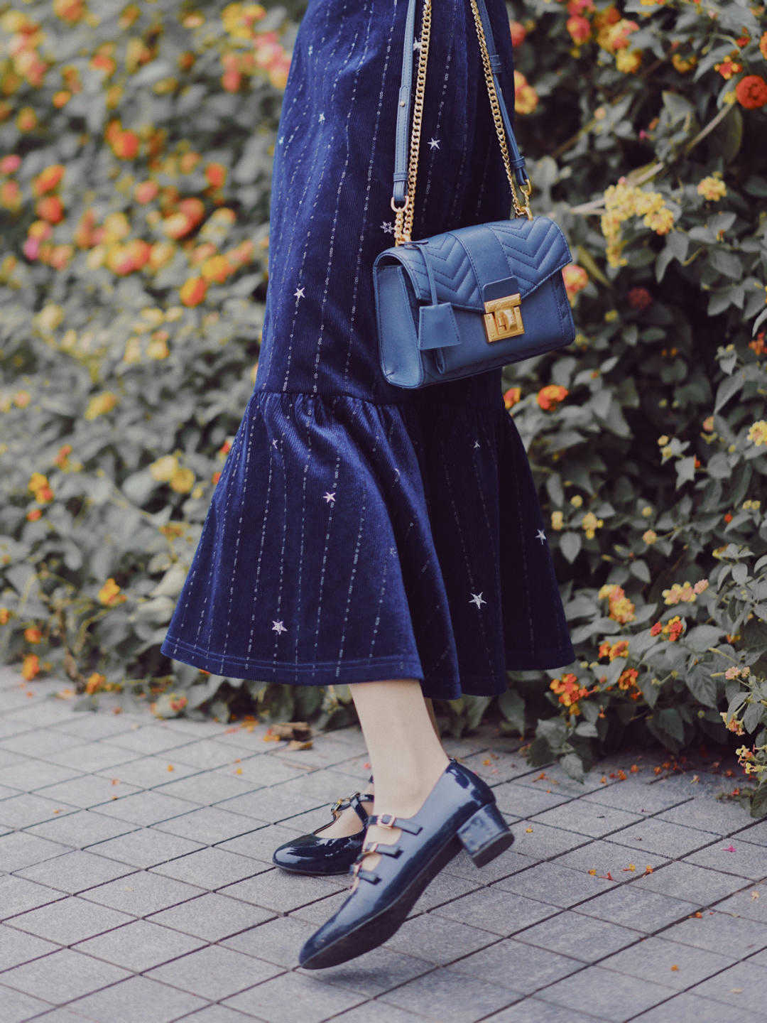 大衣|冬天裙装怎样选?码住这三条,上身精致又有气质