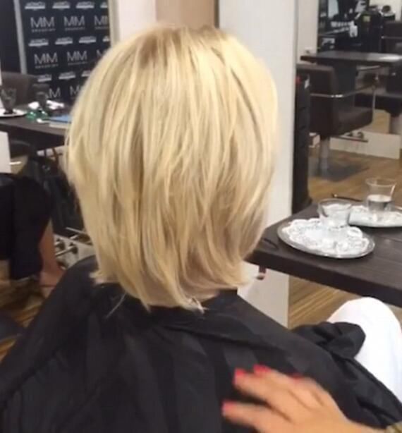 发型 理发师“骚操作”,把发型弄成四根柱子,剪后却惊艳全场!