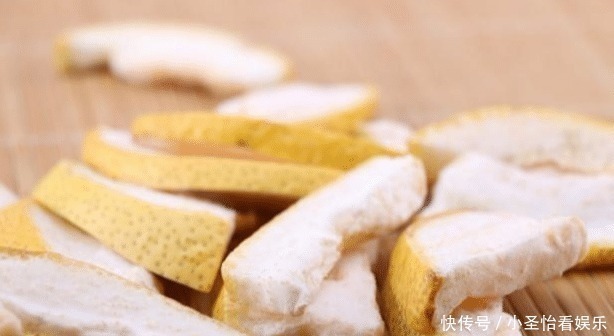 婆婆往冰箱里放了这几样东西！一年四季都不臭，周围邻居跟着学