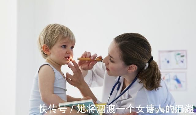 扁桃体|3岁孩子吃鱼“卡鱼刺”,妈妈这“取刺”办法,连儿科医生都称赞