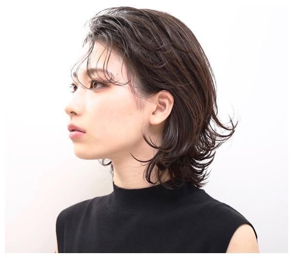 蓬松感 40岁女人发型别瞎剪,今夏流行这5款“减龄”短发,显年轻很洋气