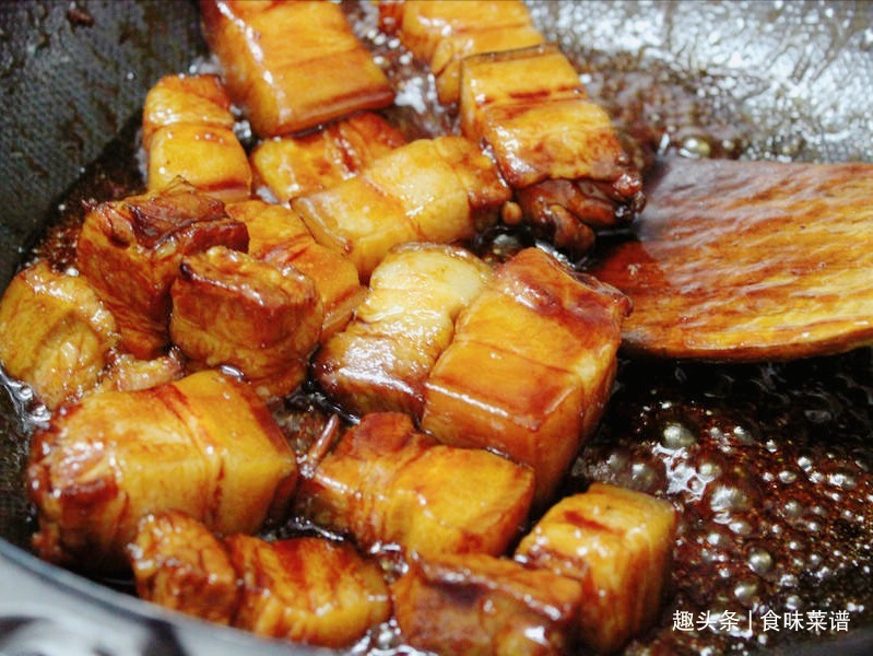 红烧肉的家庭做法，这配方我用了十几年，营养香甜松软，入口即化