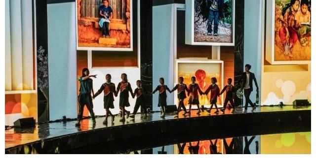 鳳凰傳奇|離開(kāi)流量，芒果臺(tái)中秋晚會(huì)收視被吊打，央視憑兩個(gè)法寶奪冠