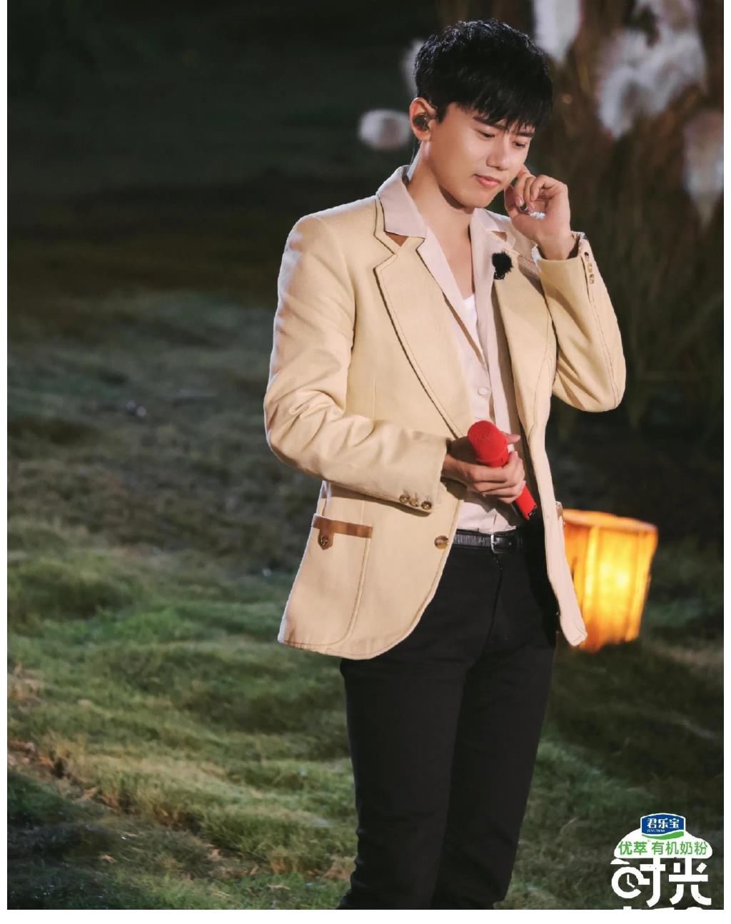 《时光音乐会》真是宝藏音综!看了上百条评论,竟没找到一个差评