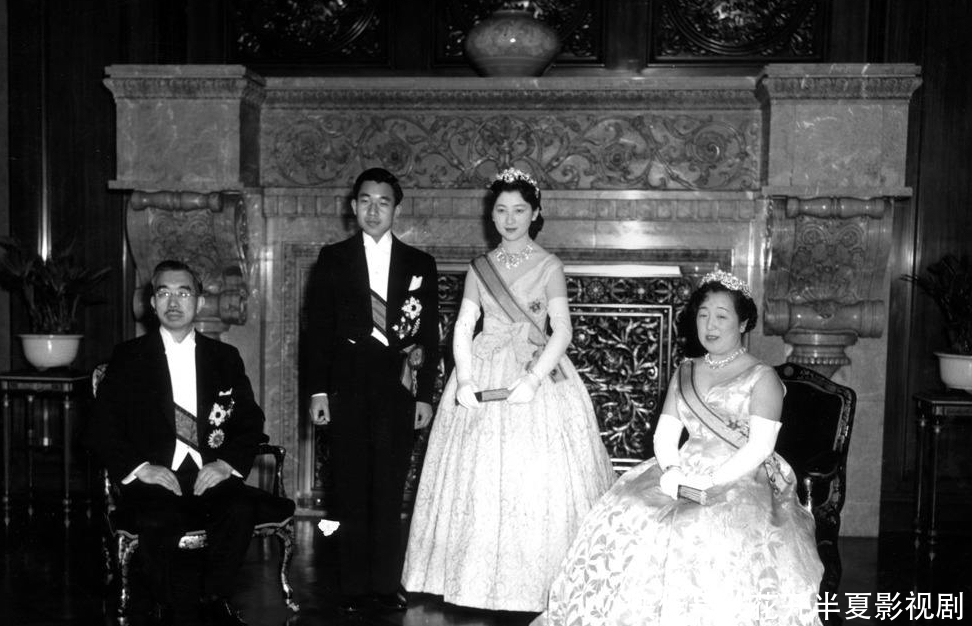 饱受|刚退居幕后的日本太后，一生饱受皇室歧视，死后拒绝和天皇合葬