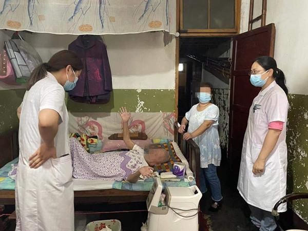 上门|智能设备实时监测，上门康复指导，硚口家庭医生10年坚守陪伴让居民有“医靠”