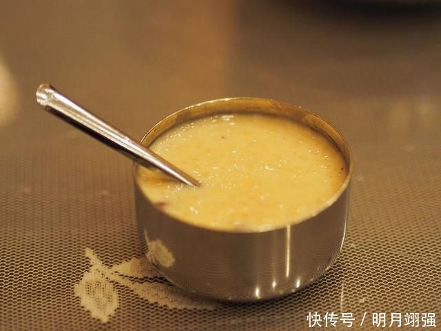 5岁男童近视1000度,家长还跳着说没给玩手机,医生怒斥太无知