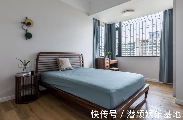 逆向思维|她以逆向思维，用餐桌代替茶几，入住后，发现出奇的好用