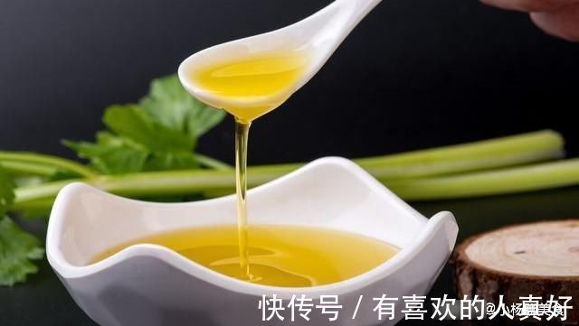 玉米油、花生油、大豆油，哪一种油更适合拿来炒菜？