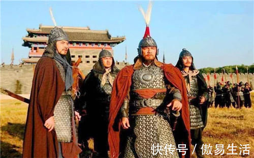 状元|清朝最后一位武状元，曾靠两招打败霍元甲，一说名字家喻户晓