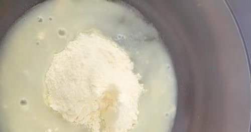 不用蚯蚓和红虫，晚春用这三种“民间配方”上的都是大鲫鱼