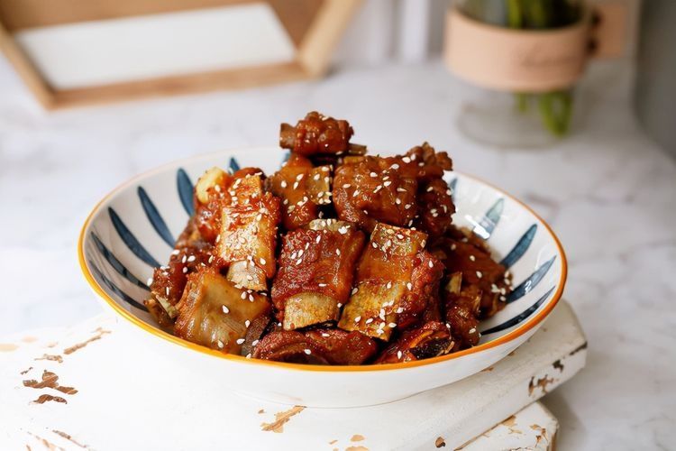 家庭版糖醋排骨，基本没难度，软烂可口吃不腻