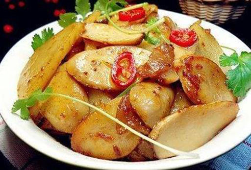 蚝油芦笋|美食推荐菇焖土豆片,啤酒焖酥鱼,豆腐香菇汤,蚝油芦笋牛肉