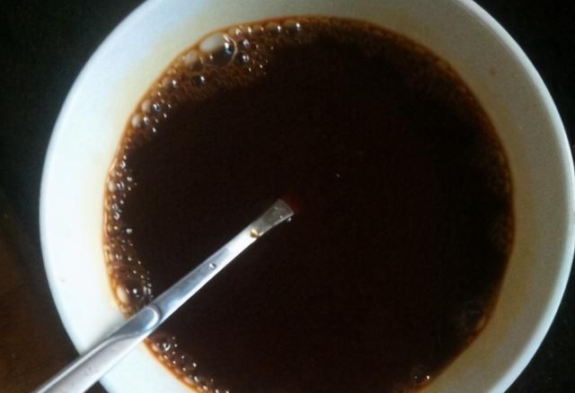 煎鱼|煎鱼时,别直接下锅煎,学会这1招,鱼不粘锅不破皮,营养不流失