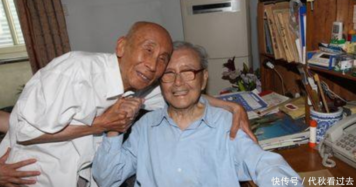 1954年筹备核弹,犹太商人“好心”送来稀缺物资,还好被他识破