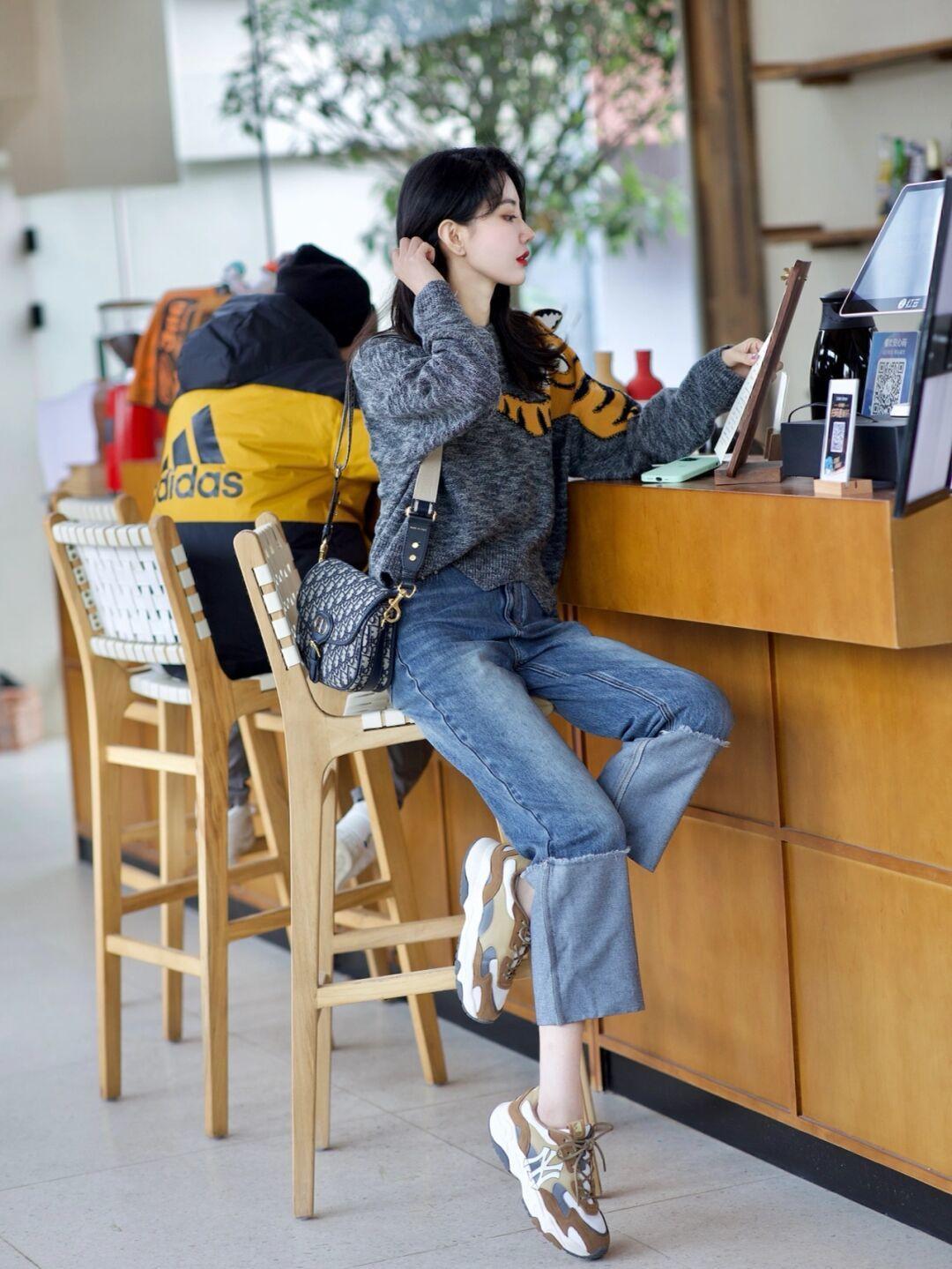 博主|这些温柔的“毛衣”,你的衣橱里有几款?找到适合你的才不老气