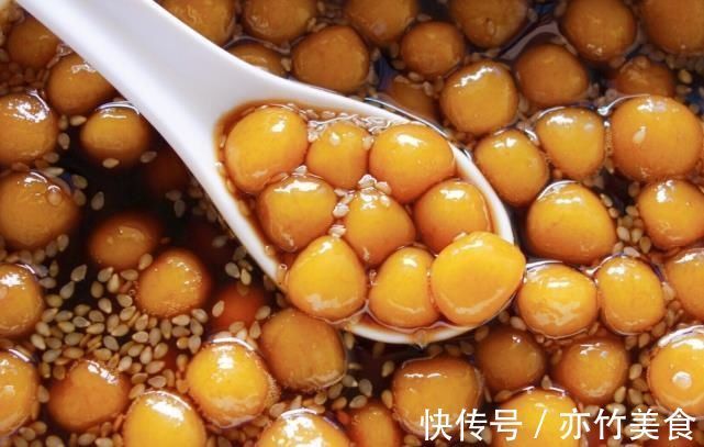 滋补|“穷人的阿胶”是它,每天喝一碗,滋补养颜,气血足了,脸色红润