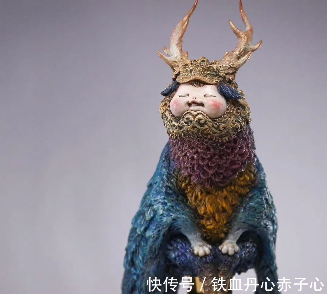 Ueda$Akishi Ueda:黑暗和可爱的完美交融