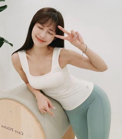 大长腿|“100万粉丝”的健身女神,身材果然不一般...