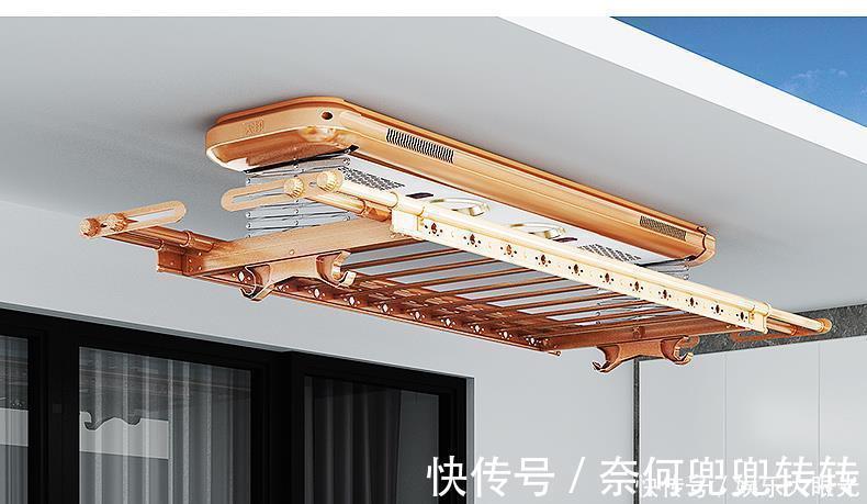 收纳|建议大家阳台不装晾衣杆了,换上这“高级货”,档次高还不贵