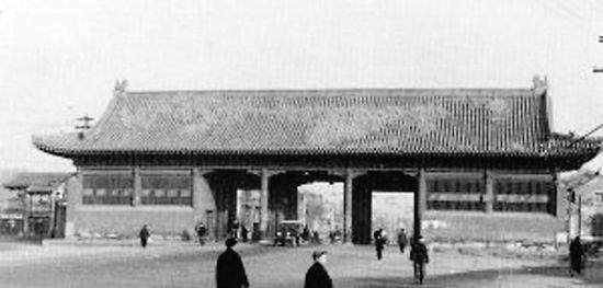 北京城竟然有一个“后门”现在已不复存在,但你可能会路过那里!!