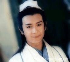 金庸笔下最奇特的七种武功,葵花宝典仅排第三,第一张无忌看不懂!