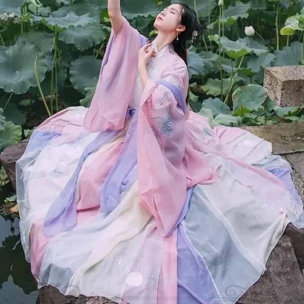 盘点那些被“山”到烂大街的汉服，来看看你踩雷了吗？