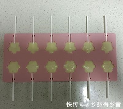 奶酪棒我家吃了十年,竟然还没吃腻!奶酪棒我家吃了十年,竟然还没吃腻!