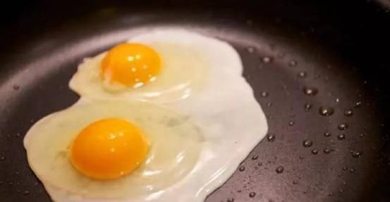 散黄蛋|早晨吃一个煮鸡蛋对身体好,但要切记“3不”,别怪我没提醒你