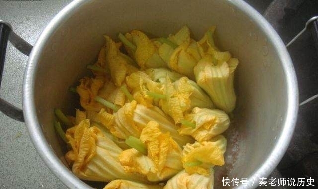 烧出来|可别小看这种藤上开的花,拿回家烧出来的美味,老公对你刮目相看