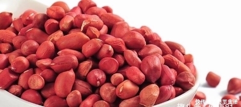 花生和此物一起煮,堅(jiān)持喝7天,氣色好了,血管更年輕了,了解嗎