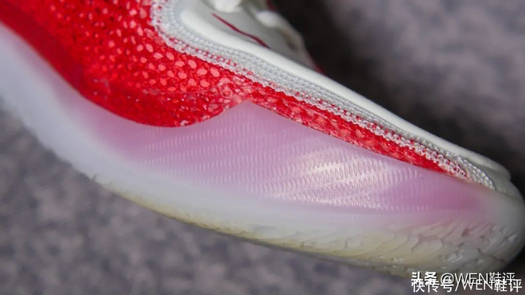 侧翻|顶级后卫实战鞋的新标杆，zoom gt cut溢价它配么？