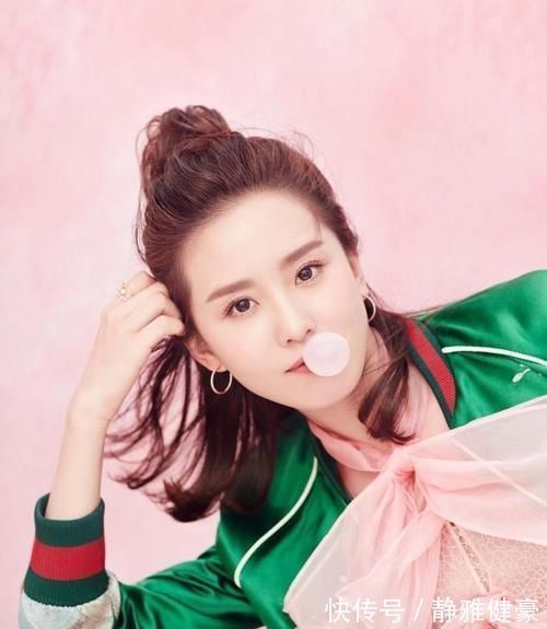 女人|不管多大年纪的女人,这5种发型留久了,脱发还很伤头发!