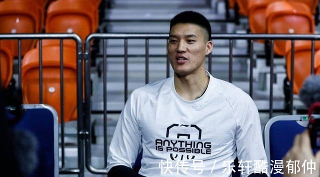 杜锋|急了广东队半场被打崩,杜锋骂裁判,曾繁日垫脚孙铭徽