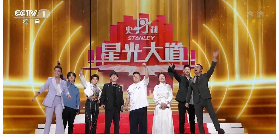 《星光大道》年度6强赛，朱迅私心太明显，守山大叔聂诗淘汰不冤