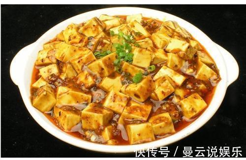 水淀粉|豆腐最好吃的做法,每次做两盘,我一个人就可以吃掉一大盘!