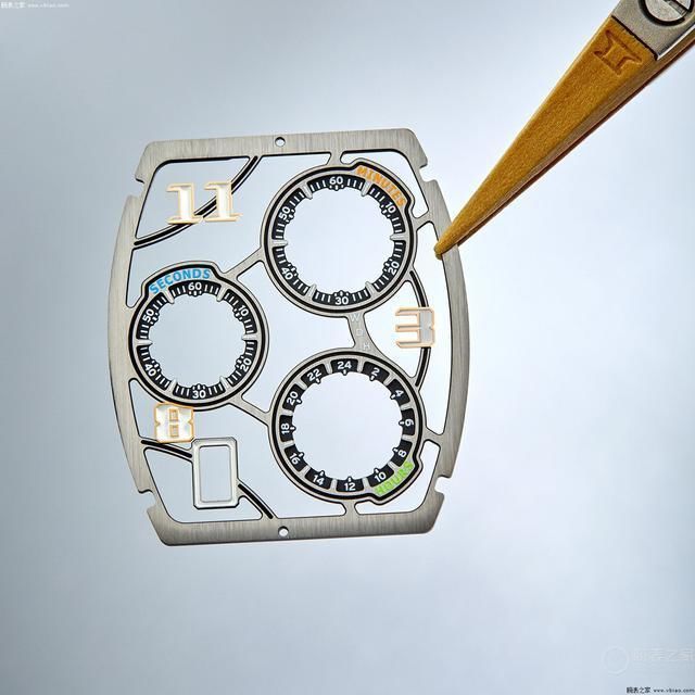 秒轮|“均价百万”的RICHARD MILLE,终于有了“自产机芯”