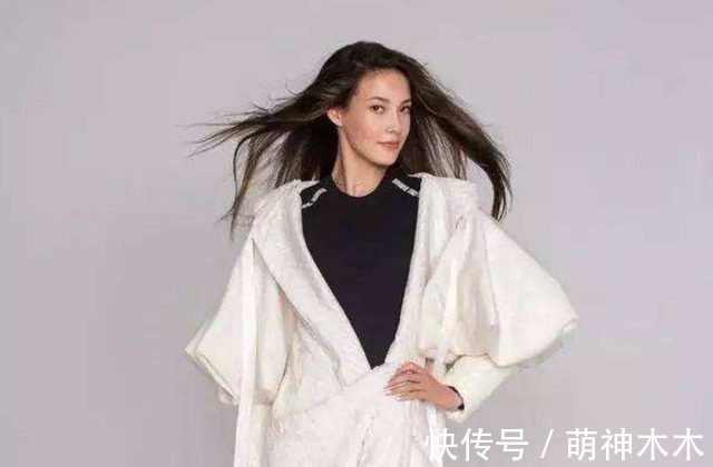 張藝興連麥谷愛凌不做功課，全程陷入尷尬，主持人圓場催促不奏效