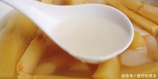 喉咙干痒不舒服，试试每周喝一碗它，润肺止咳化痰，睡得好吃得香