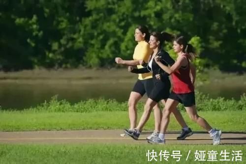 人手|各年龄血压、血糖、血脂、尿酸标准对照表,建议人手一份,收藏留用