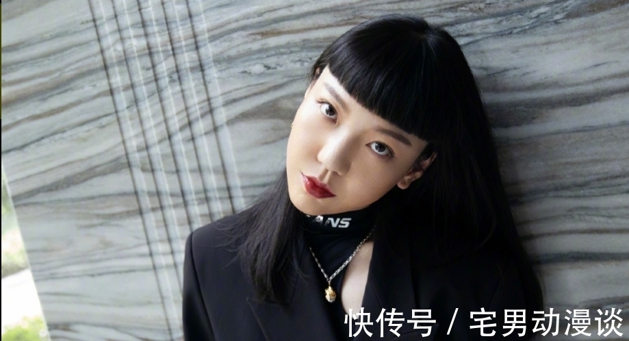 哈林|“巨星”吴莫愁:从代言费1.3亿到县城卖唱,她是资本的牺牲品吗