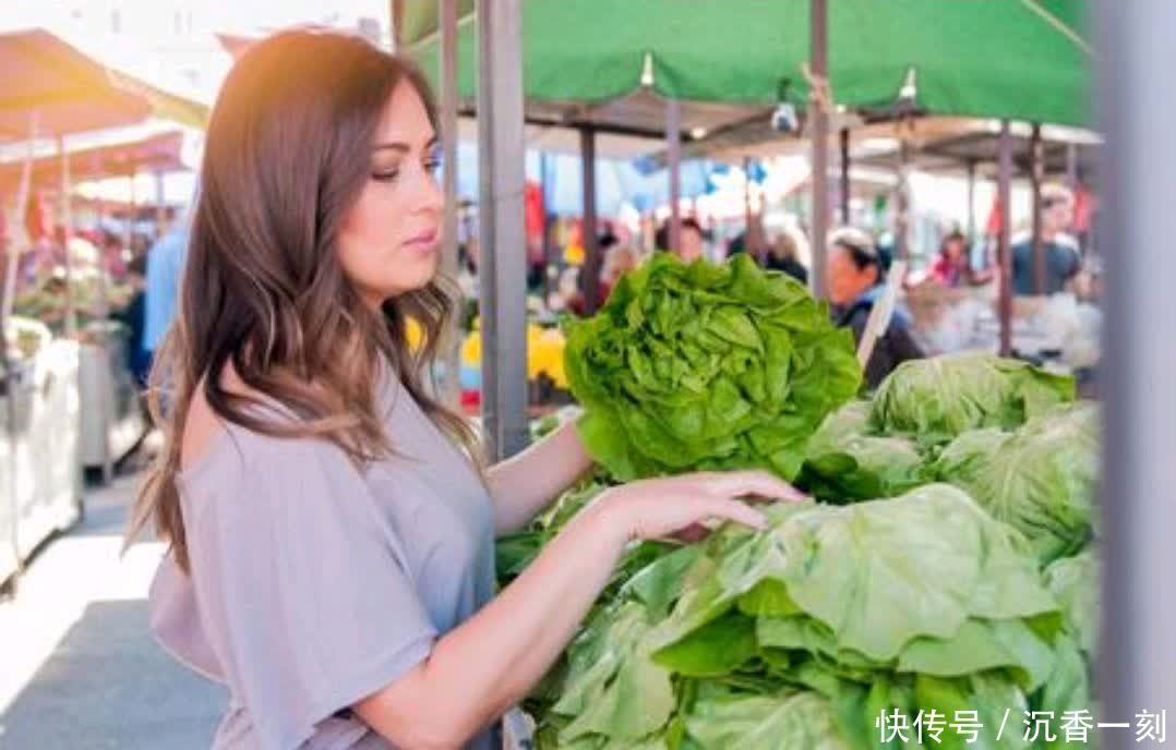 40岁后,如果能够做好4件事,帮你完美避开“中年油腻女”的称号