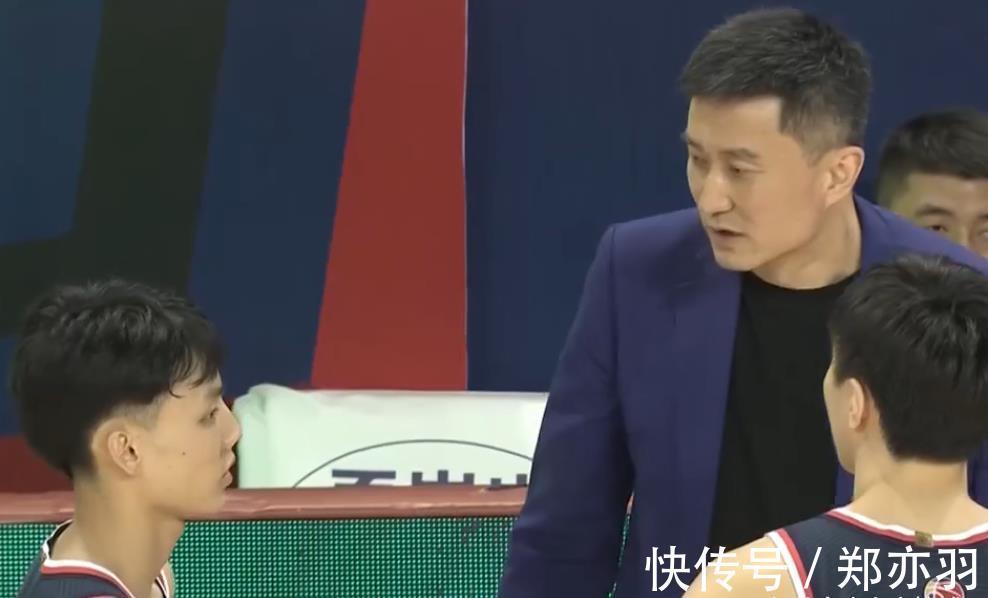 徐杰|又是一场惨败!三叉戟58分打爆广东,徐杰30分8助,杜锋无计可施