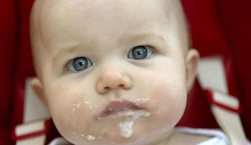 大小便|宝宝快满月是好事,但有四大“意外”要小心提防,发生率很高