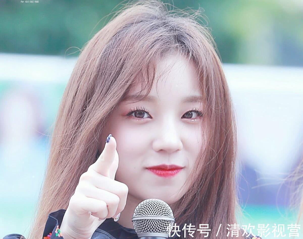 宋雨琦初登《跑男》舞台,众人却被她的“站姿”吸引,网友傻眼了