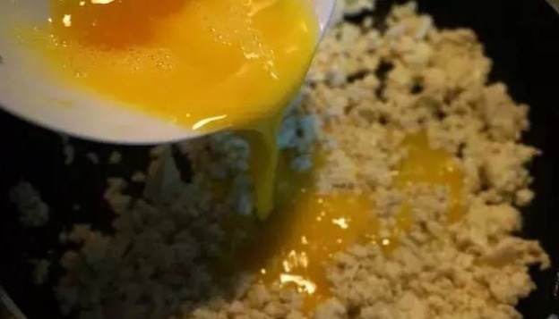 大鱼大肉|鸡蛋和豆腐在一起堪比大鱼大肉，营养好吃，妈妈们学起来